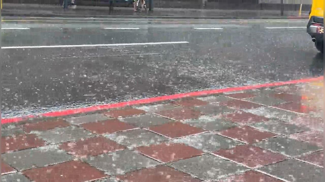 快躲雨！15縣市大雨特報　一路下到深夜's story cover image
