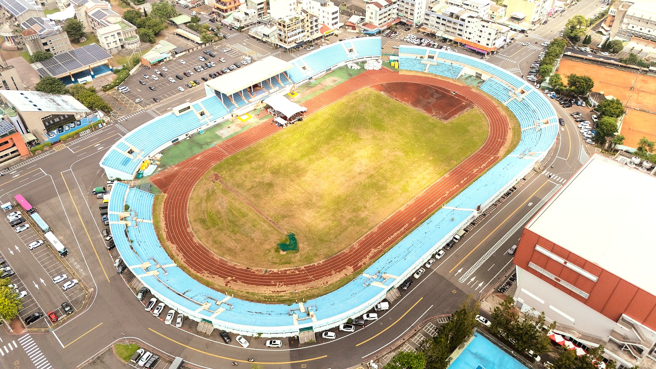 運動場上烈日曝曬、原民祭儀承受暴雨 環境部：新版氣候調適計畫將對接國際指標's OG Image