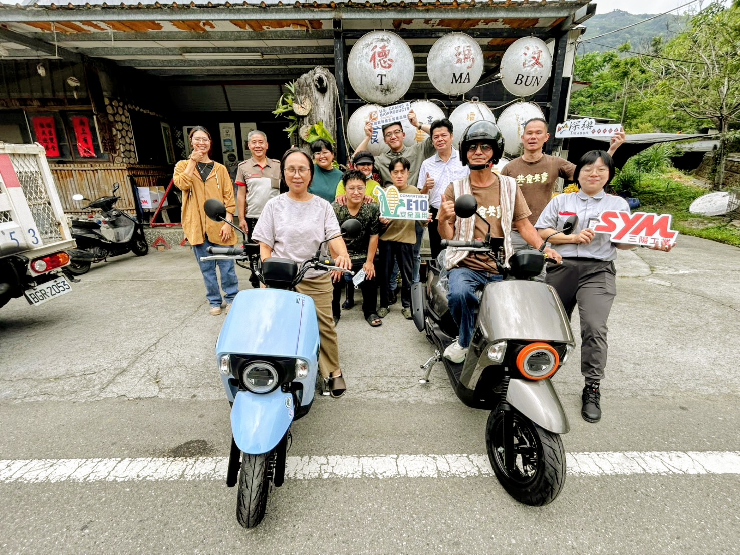 一桶燃料、送59份餐 酒精汽油上山 為偏鄉低碳運輸找解方