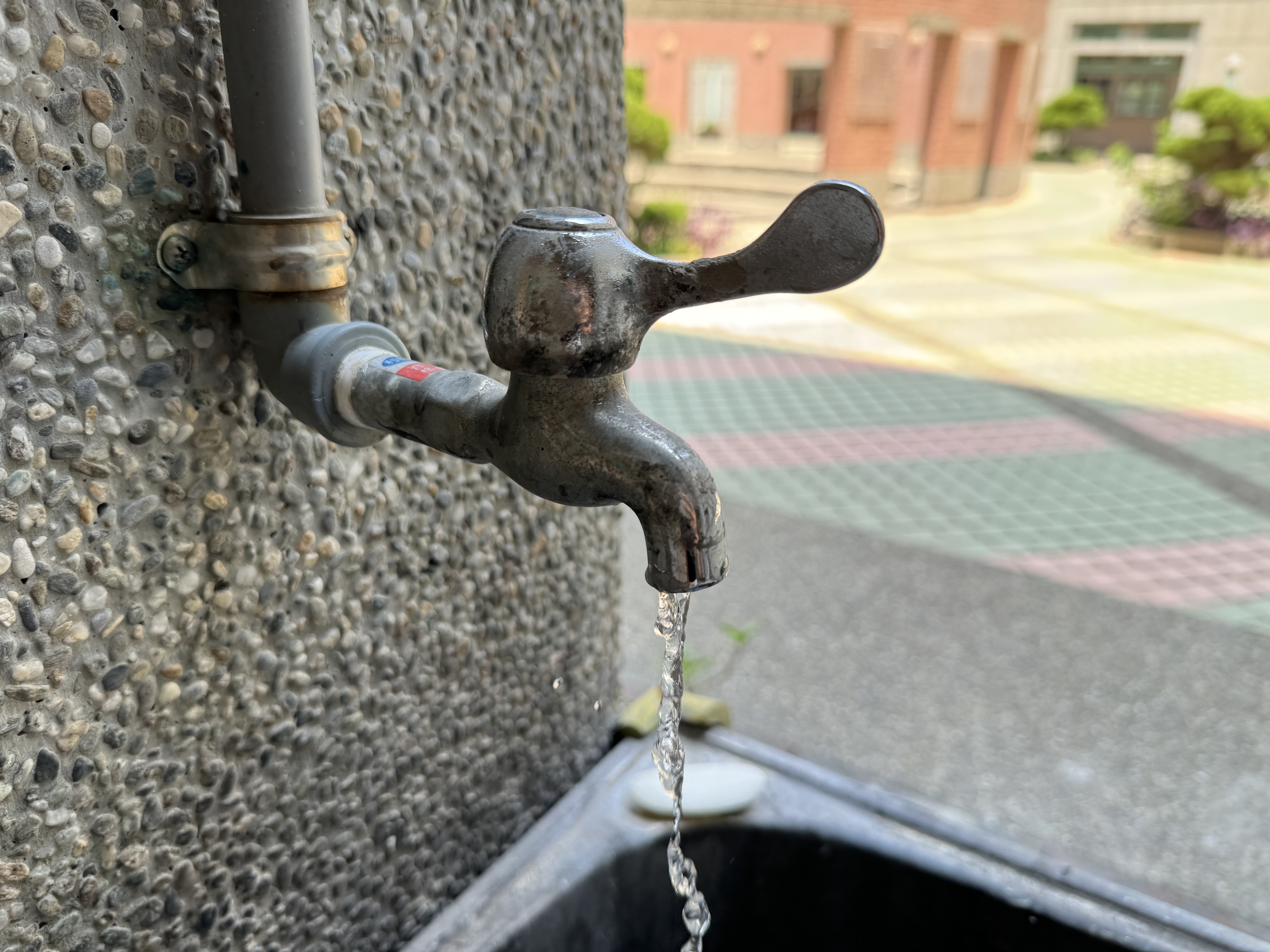 水價凍漲32年、台水今年估虧63億 台水：選舉、油電價格都是考量's story cover image