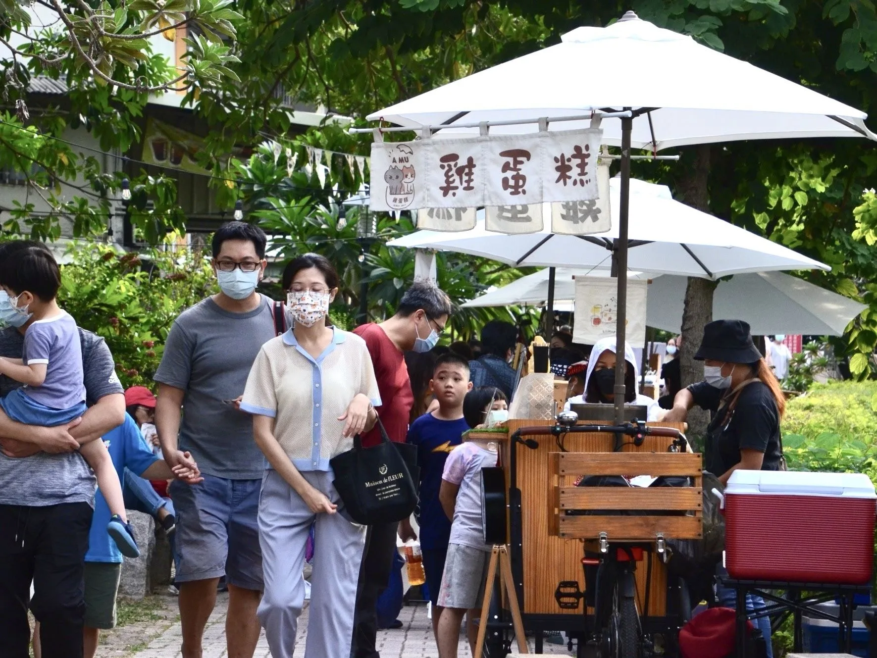 鳳山曹公圳畔藍脈流光市集　闖關抽藍染餐具組's story cover image