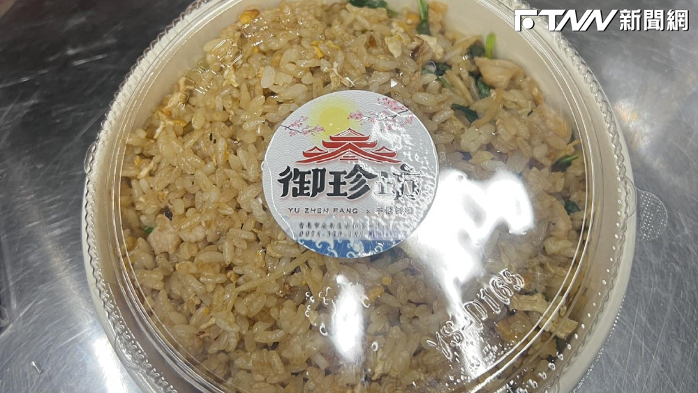 炒飯王冠軍終止學生愛心餐！店家切心喊「賣銷貪」：這裡不是家長吃爽的地方