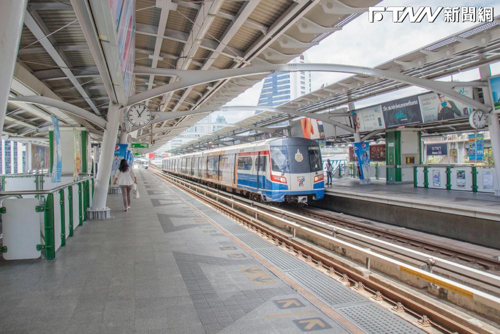 香港輕鐵「沒有中文報站」！陸男赴港旅遊崩潰喊「根本聽不懂」　網點真相：其實沒必要