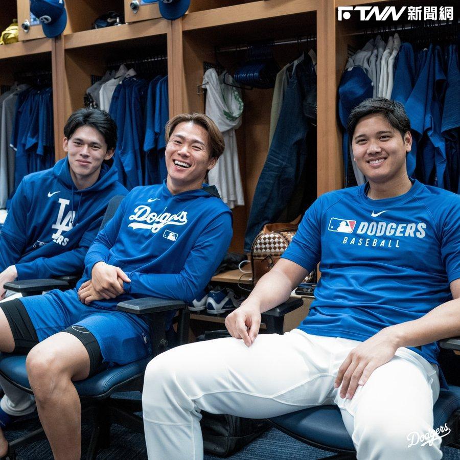 MLB／戰力突破天際！道奇「日籍三本柱」同框　佐佐木靦腆合影前輩大谷、山本