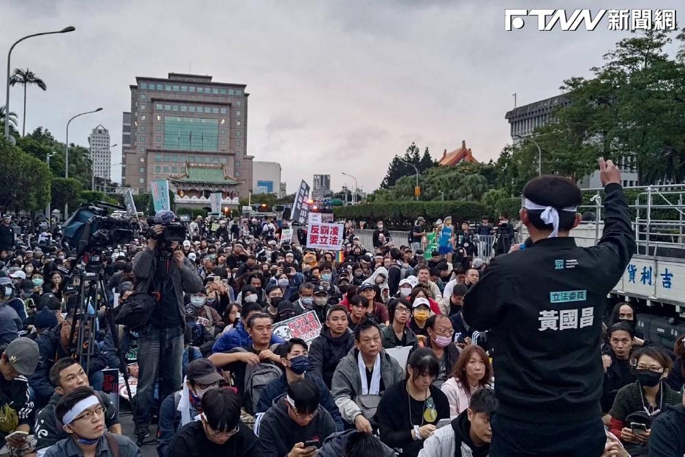 黃國昌借造勢場地碰壁「新北市府不借就是不借」　市府說話了