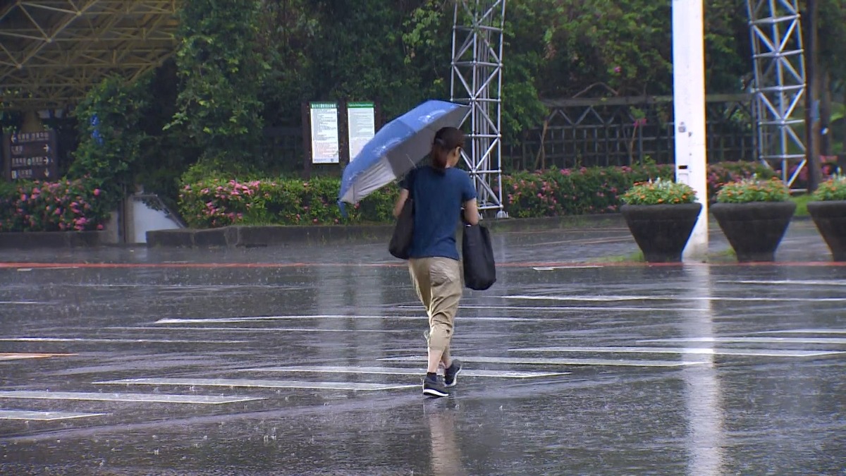 快訊／大規模雨彈來襲 雨區擴大近「3分之1」個台灣