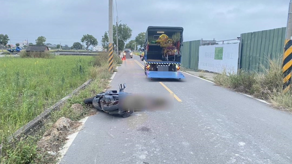 新／苗栗騎士為閃遶境「擦撞貨車」 滿地鮮血送醫不治