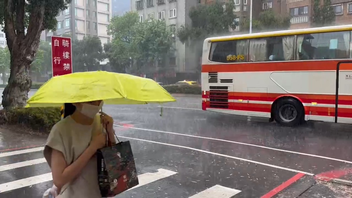 快訊／雨彈開炸！3縣市大雨特報 一路下到晚上