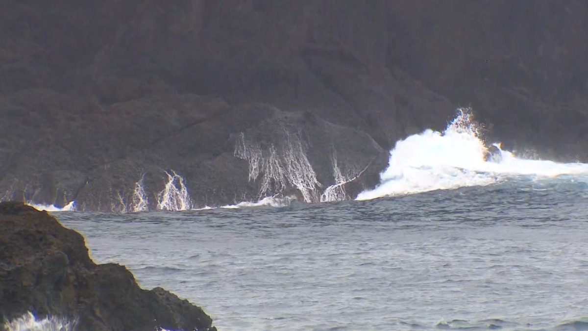 獨家／天兔颱風襲綠島！石朗、柴口浮潛區掀2米浪