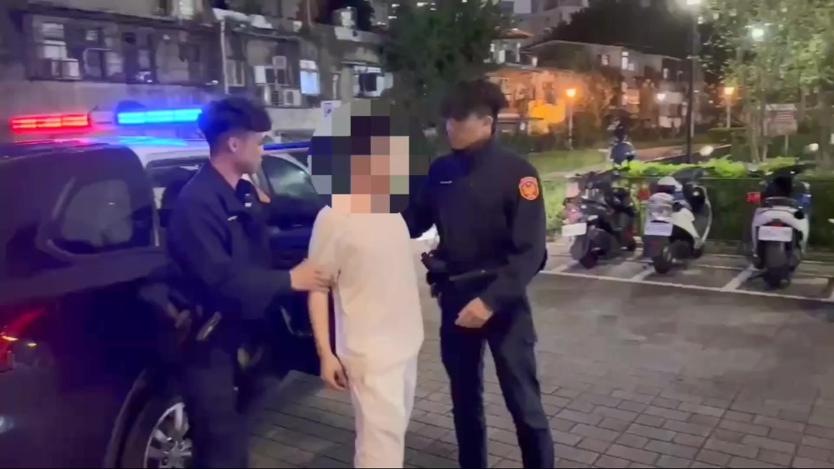 不滿國中生撞到人沒道歉！新北男竟亮刀尾隨 警2小時逮人