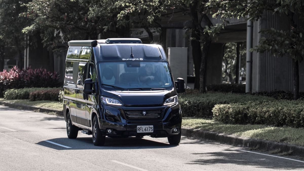 愛玩車／移動宅Sunlight露營車 正式在臺上路