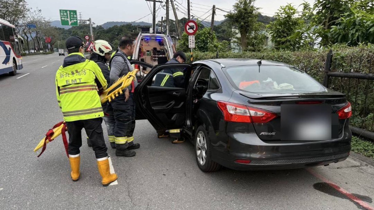 快訊／低溫奪命？新北男開車猝死駕駛座上 將釐清死因