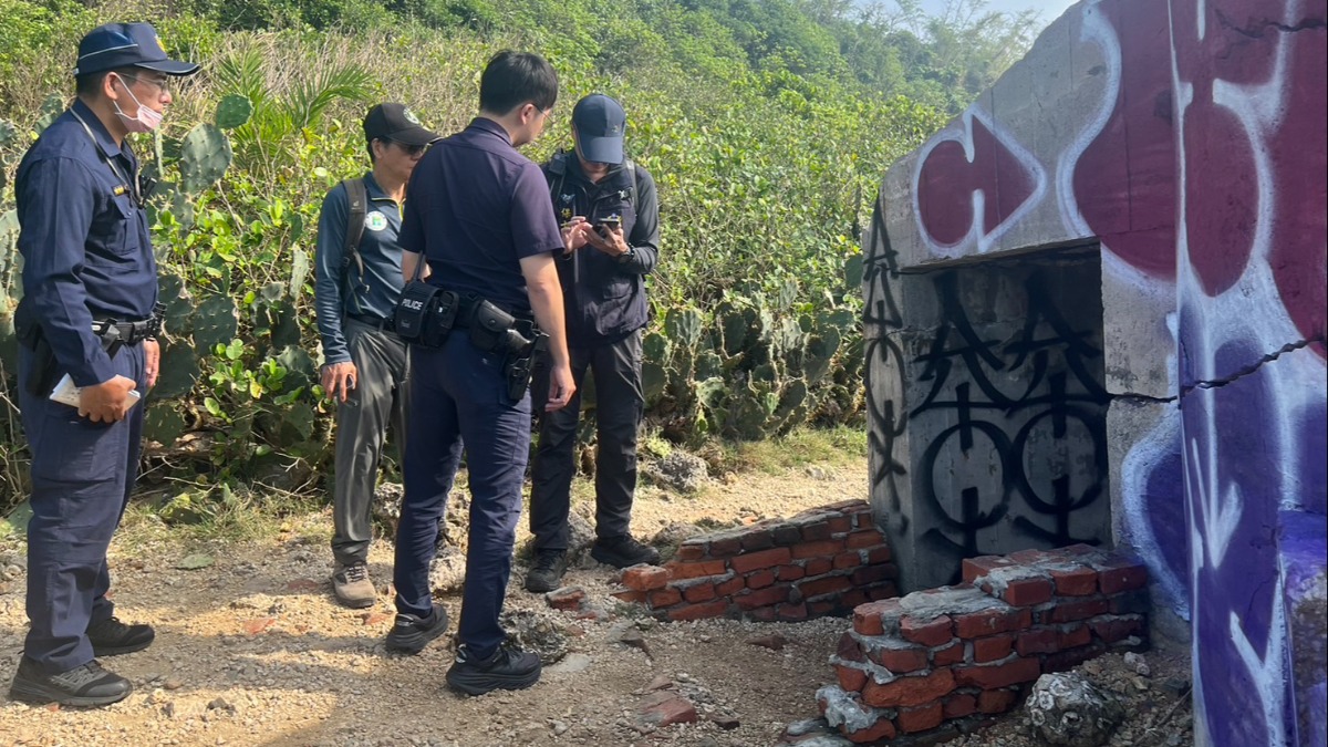 柴山阿朗壹碉堡遭塗鴉噴漆！ 高市2男大生手癢下場曝