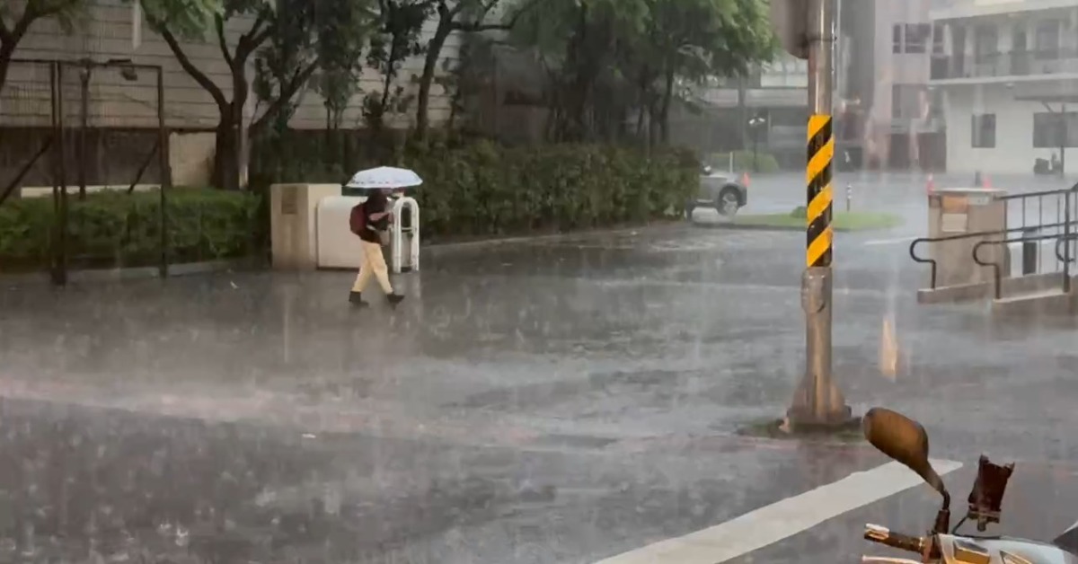 濕冷地獄！今「基宜北」降大雨 太陽公公露臉時間曝光