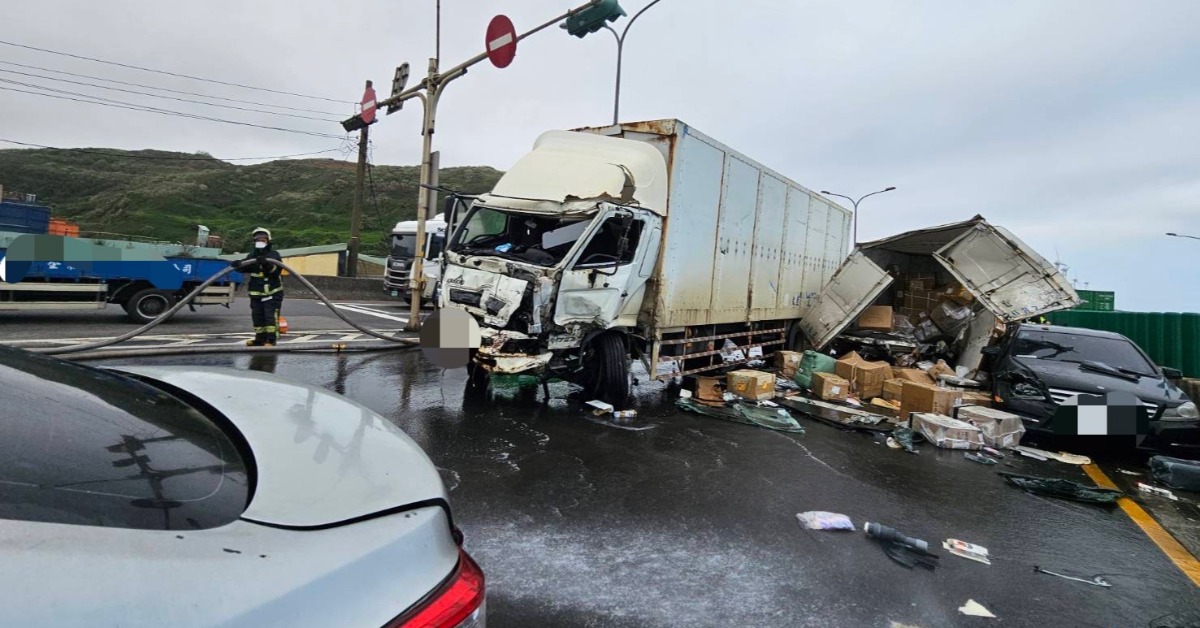 快訊／台61重大車禍！6車連環撞 至少1人傷