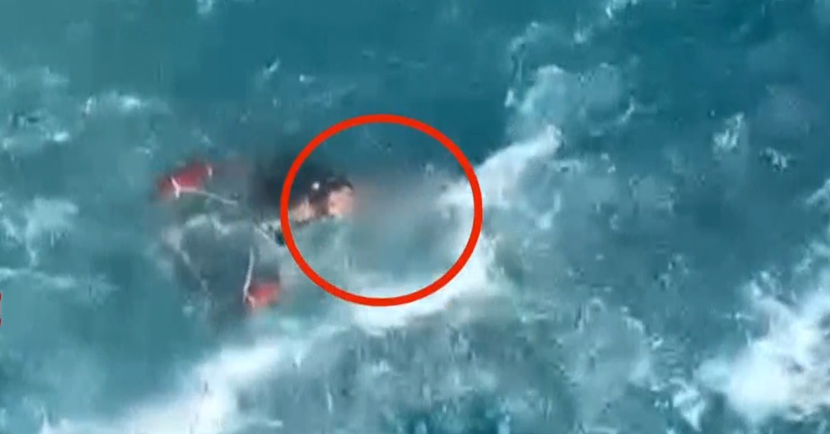 16人象鼻隧道「垂降50米」探險 浪捲62歲婦溺斃's story cover image