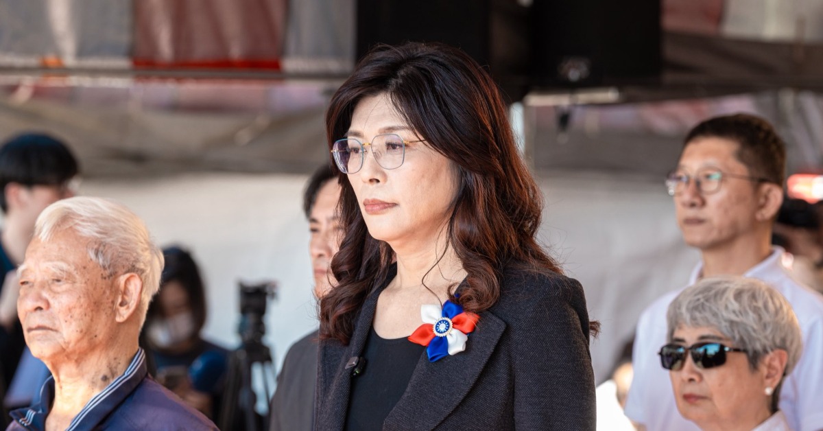 鄭麗文追思共諜惹議！ 藍憂「糾結兩岸走錯路」衝擊2026選戰's story cover image