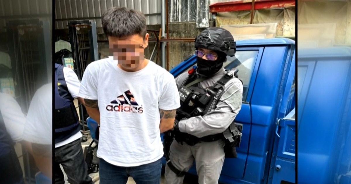 嫌犯衝撞警車逃亡！警荷槍實彈 8小時內逮到人's story cover image