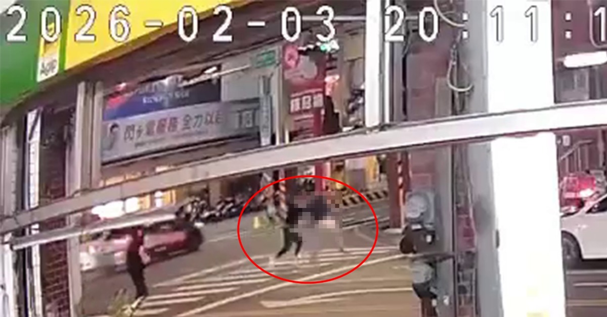 快訊／台南驚傳隨機揮刀砍人！1人遭刺傷大量出血's story cover image