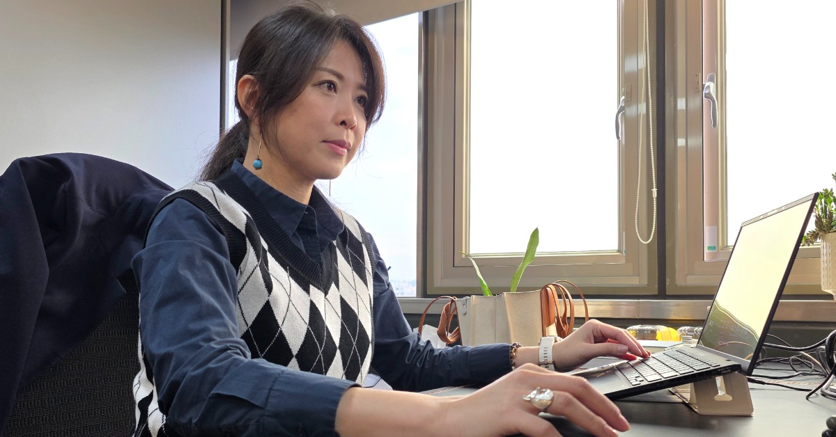 專訪／刑事女悍將轉戰AI院總監　張伊君的華麗轉身's story cover image