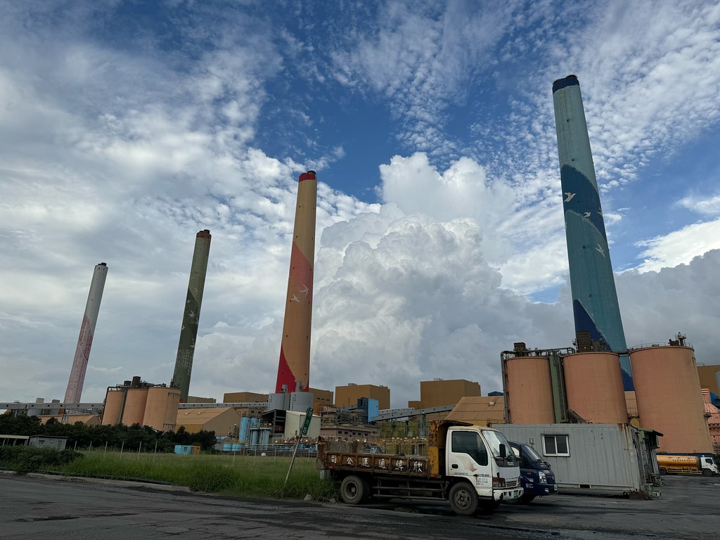 立院決議2028中火無煤 台電評估不可行「電力系統會癱瘓」's story cover image