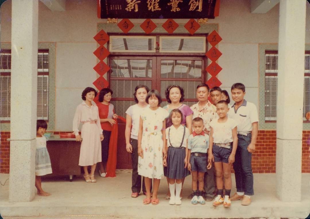 祖靈的女兒：排灣族首席女巫包蕙玲（Mamauwan）在人與神之間維繫連結​​​​​​​'s story cover image