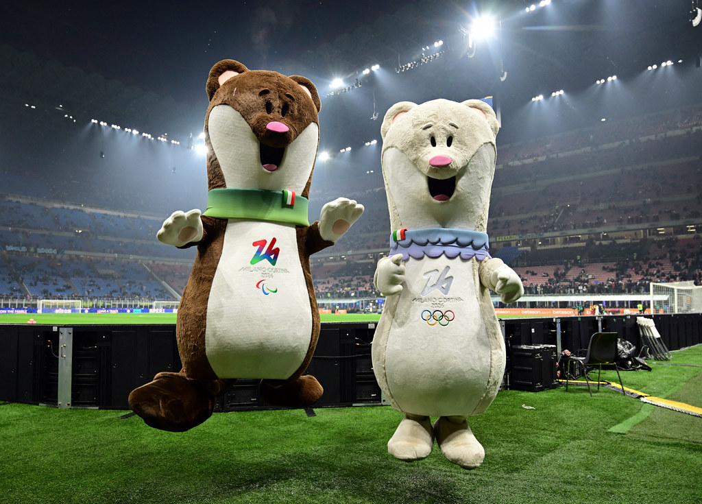 冬奧吉祥物為何顏色不一樣 真實世界的白鼬面臨生死困境