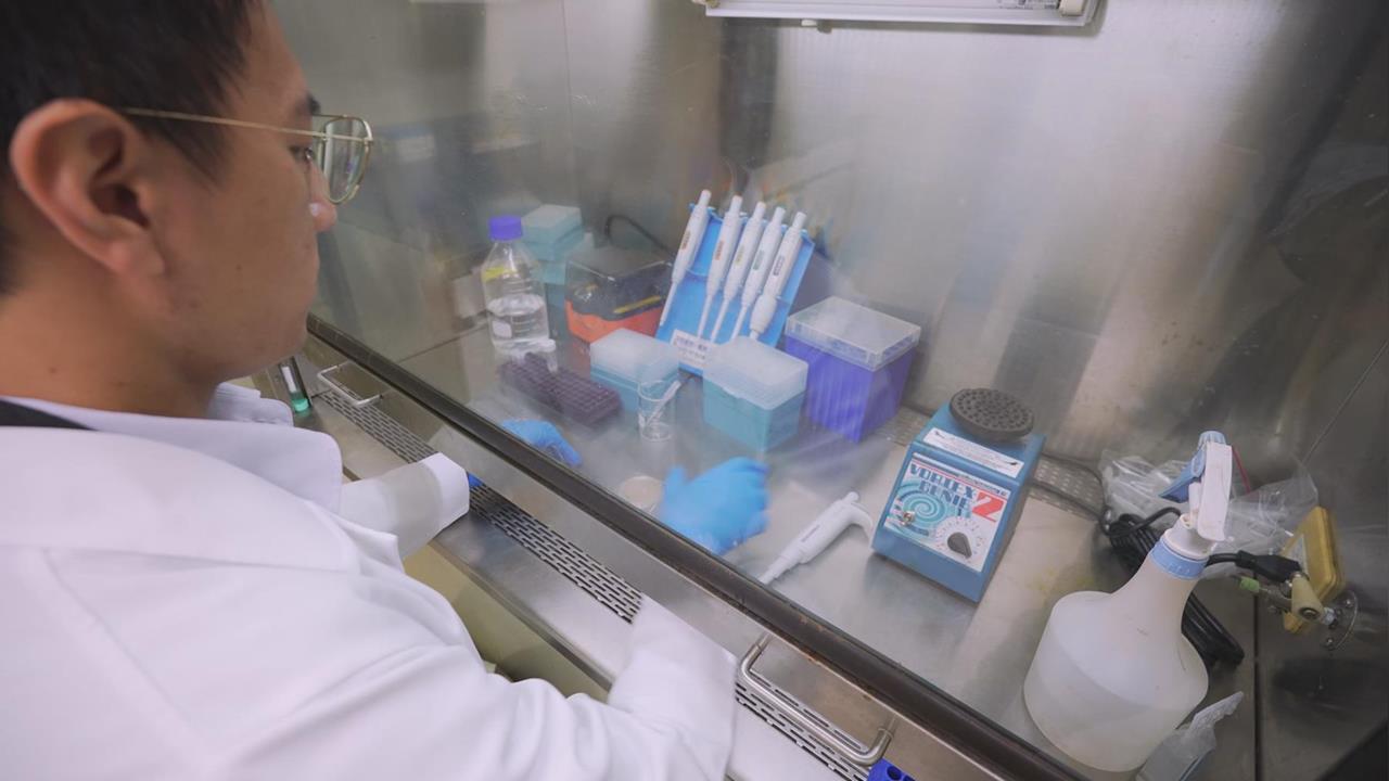 獨／港星羅嘉良一句「萬丈高樓平地起」！點燃他的生技夢？'s story cover image