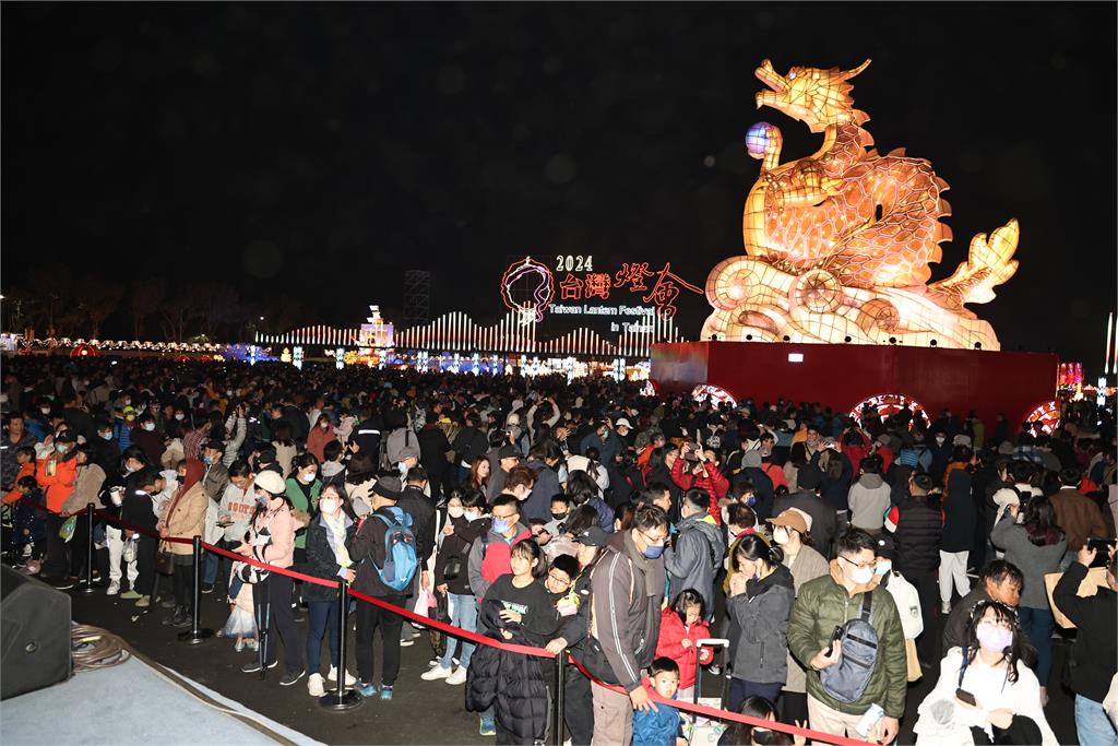 春雨鋒面來襲「元宵節變天」！雨彈炸3天「2區最有感」