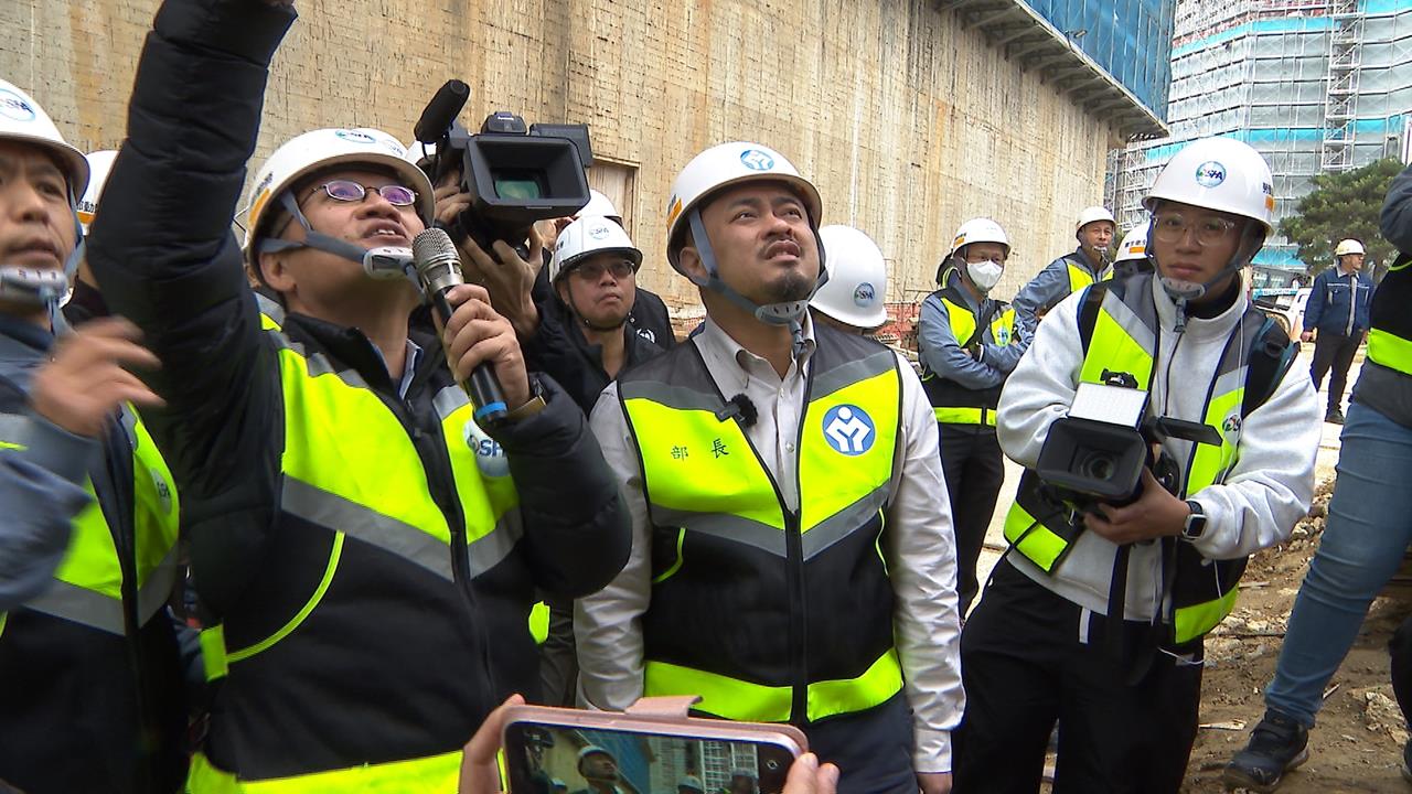 勞部啟動全台春安勞檢 洪申翰率隊突襲開罰55萬's story cover image