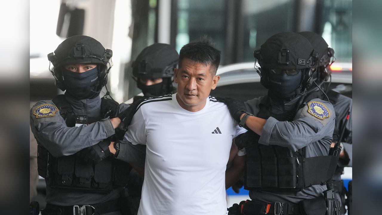 「KK園區」主謀引渡回中國！泰警押送畫面曝光