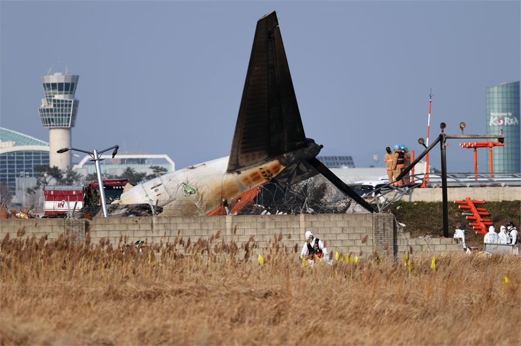 黑盒子尋獲！南韓客機墜毀167死　機長曾發出Mayday求救