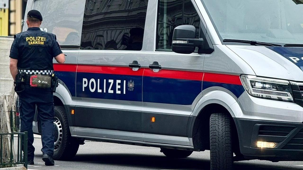 副市長兒炫耀老爸炒幣！遭同學綁「逼吐2組數字」下秒被燒成焦屍