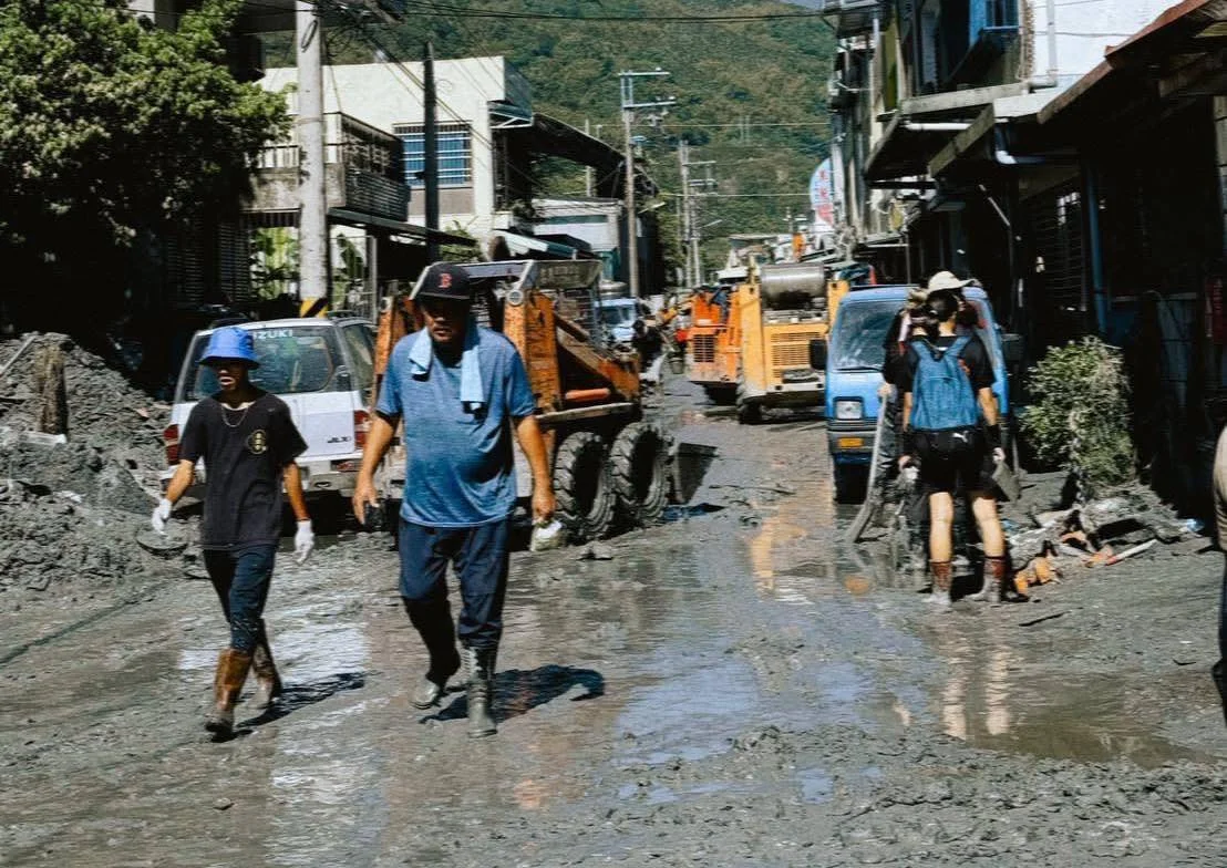 【花蓮災後１】大水退去後的二次災難：「以為只要撐幾天，沒想到亂了２星期！」's story cover image