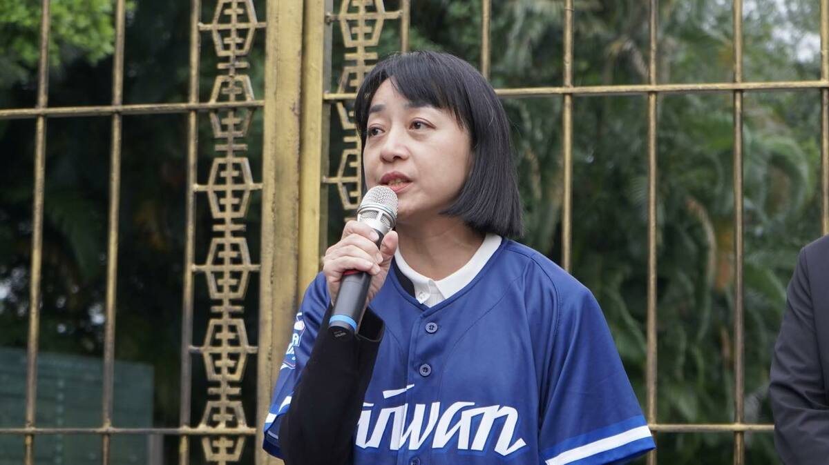 吳春城辭立委「壯世代」爭議未解 王婉諭：以公民請願廢壯促法