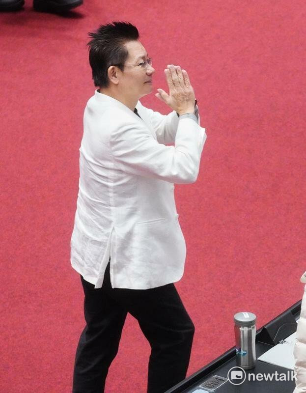 吳春城辭立委　民眾黨嗆：民進黨抹黑、污名簽字通過的法案 