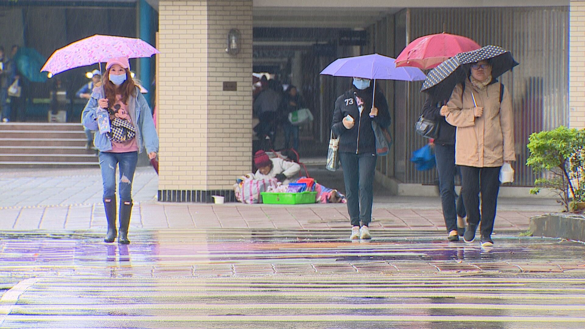 東北季風持續發威　北台灣整日濕涼「氣溫約18到22度」