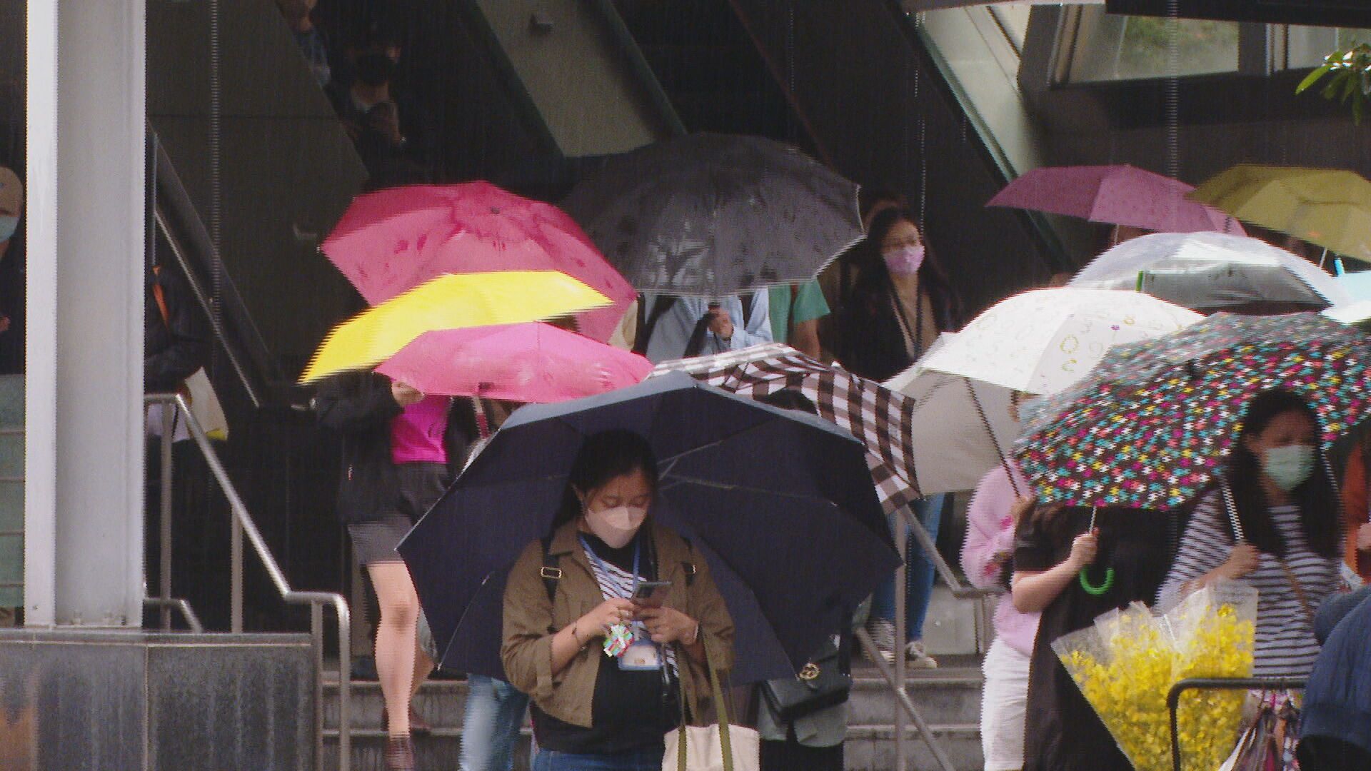 東北季風＋華南水氣影響「北部濕涼」　週五起降雨趨緩