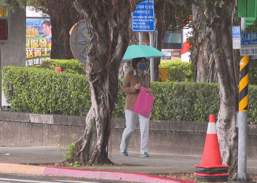 東北季風增強！北、東雨勢明顯　東北部山區防豪雨