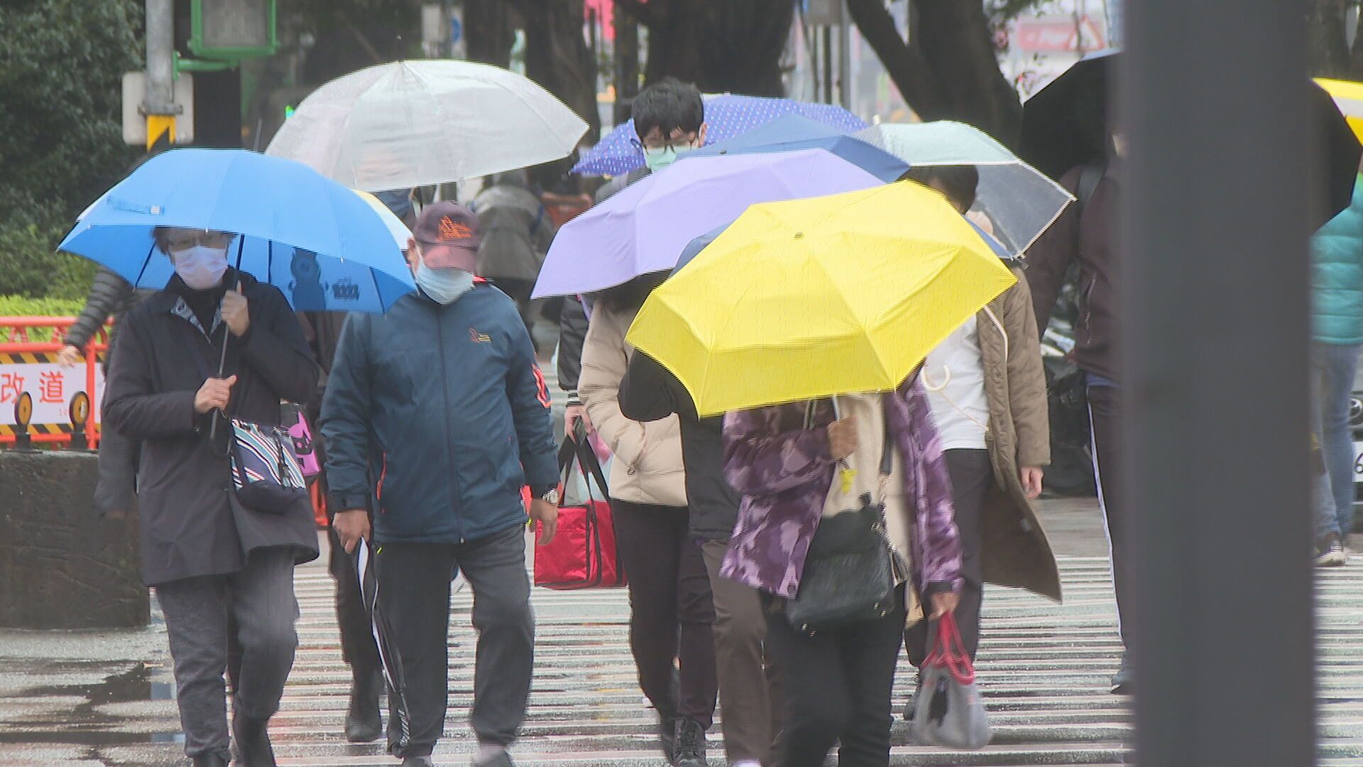 週末稍回溫！下週冷空氣+鋒面報到　低溫下探13度