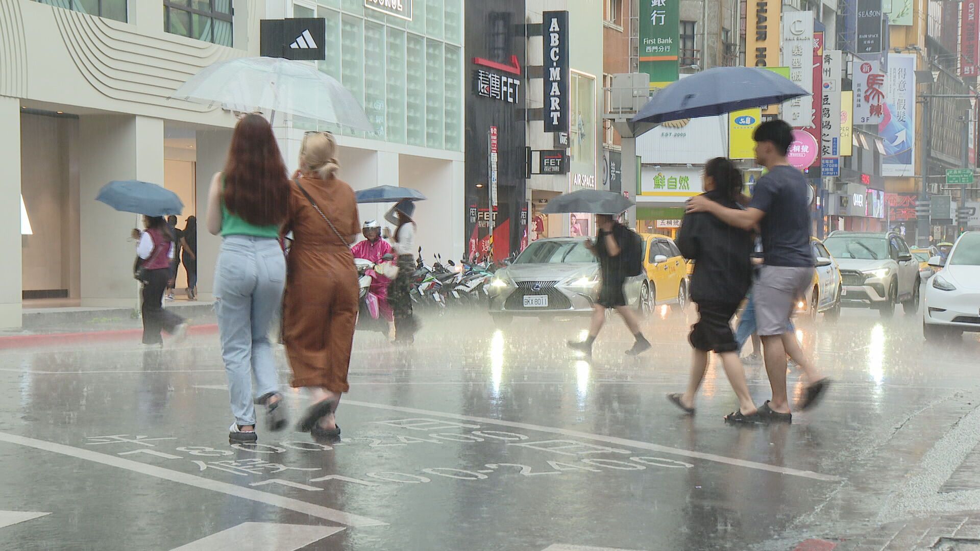 颱風桔梗外圍雲系＋東北季風影響「北、東濕涼」　週三雨緩回溫