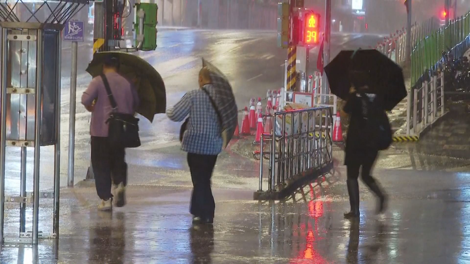 豪雨狂炸北台灣！週末颱風影響銳減各地零星雨　下週一再變天