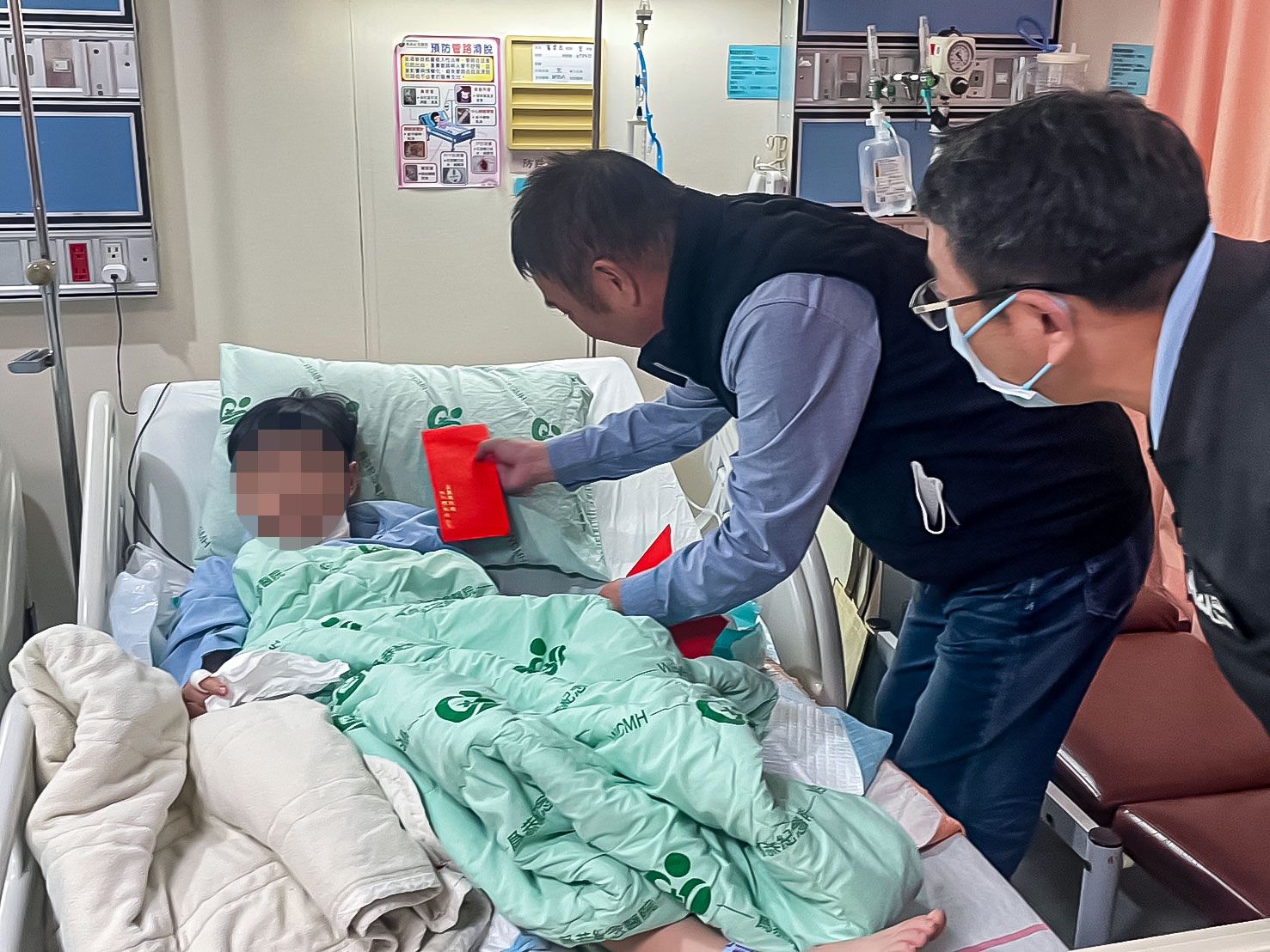 目擊父砍嬤墜樓亡　苗栗10歲童躺院治療「恐懼眼神」刺痛人心