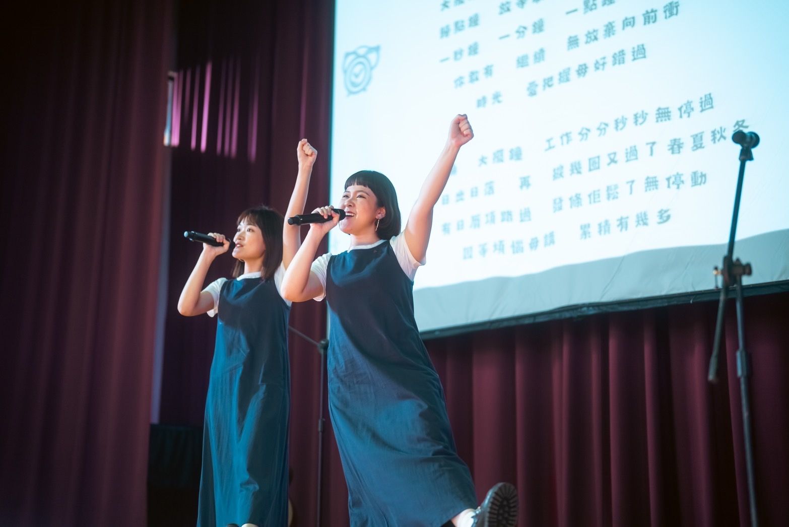 高材生姊妹花自辦巡迴　《尋找同溫層》圈粉解鎖春節商演