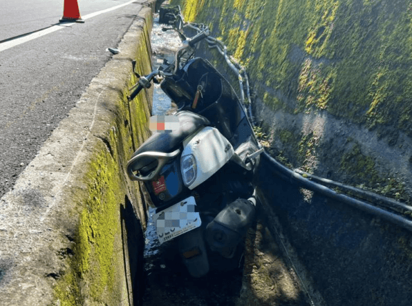 15歲少年騎車摔水溝「頭插鋼筋亡」　家屬提國賠二審獲判84萬