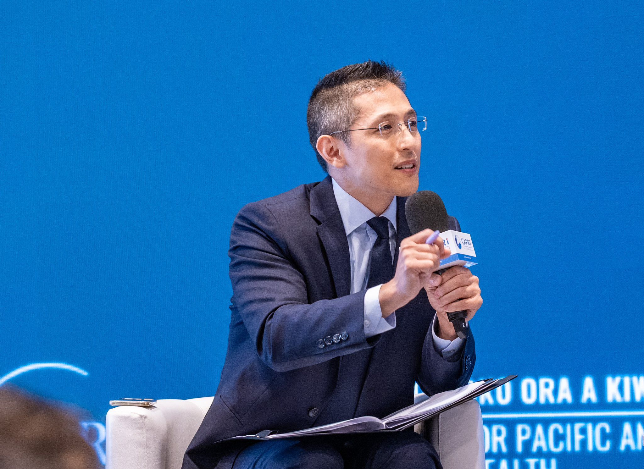 吳怡農酸「黨內操盤手」挨轟　重提13寇事件： 對錯誤不會保持沉默's story cover image