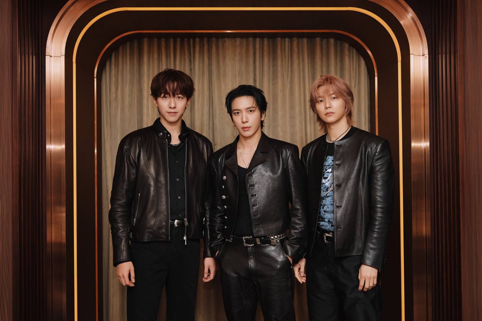 CNBLUE帶新輯《3LOGY》回歸　台北演唱會完售宣布6/13高雄開唱's story cover image