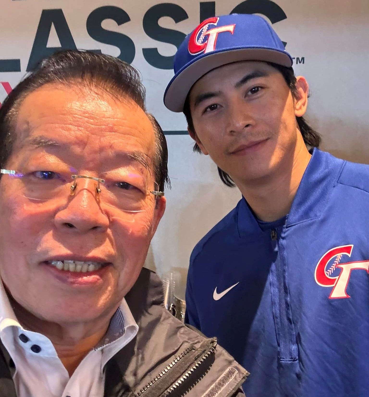 藍白死咬卓榮泰自費赴日　謝長廷諷：拿不出證據又吵鬧不休's story cover image