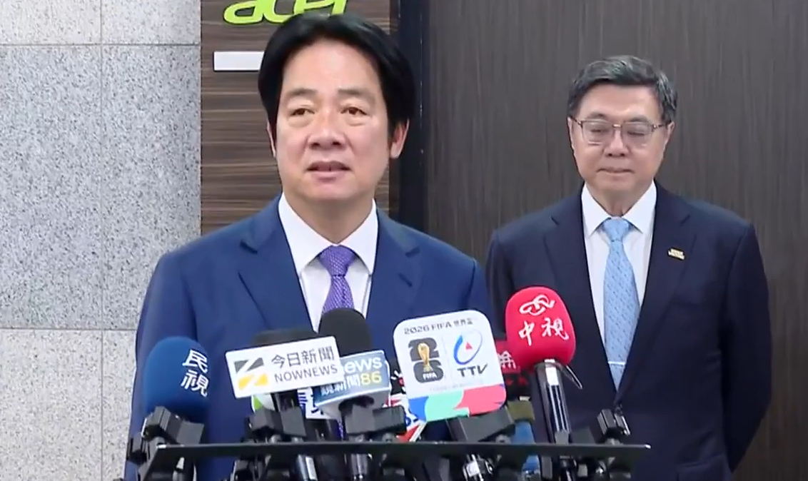 賴清德批藍白「擁抱習近平」惹官司　律師庭上籲撤告：別為難法院's story cover image