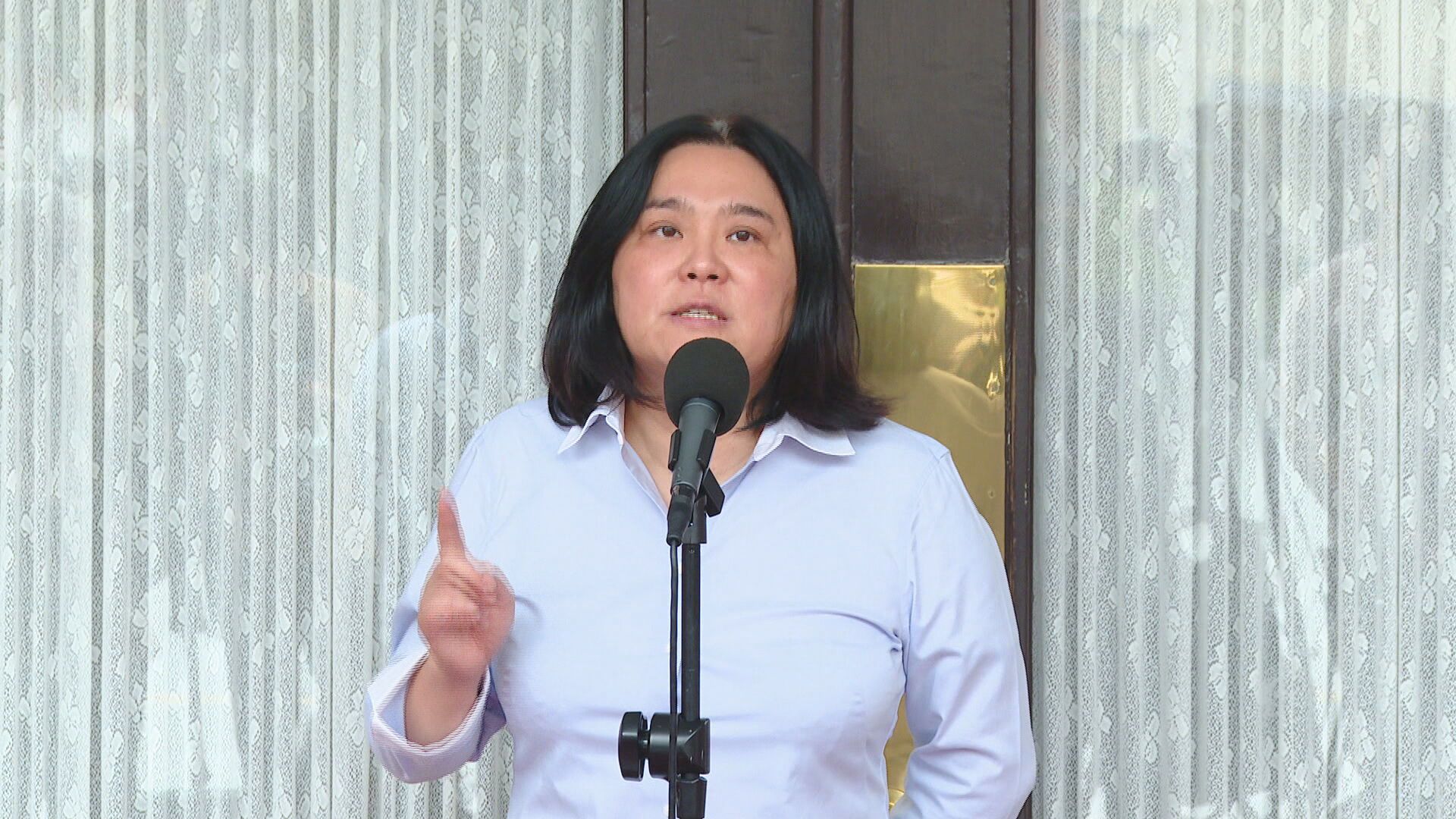 陳玉珍遭質疑引進中國醫師怒告王義川等10人　法院判敗訴理由曝's story cover image